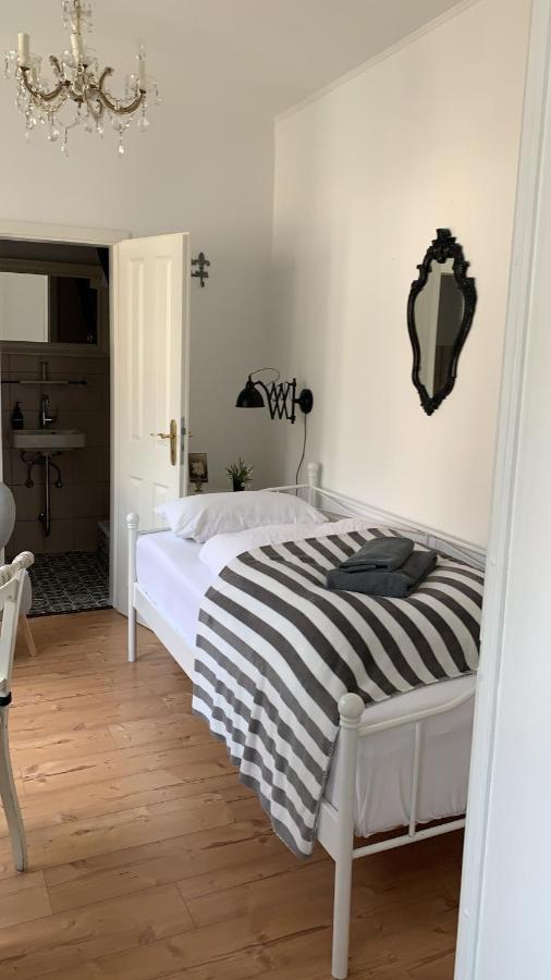 שלזוויג Das Kleine Hotel Schleiblick מראה חיצוני תמונה